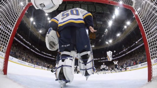 418341_jordan binnington nhl st. louis blues 676x433.jpg