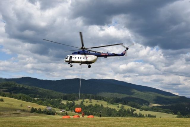 418496_poziar brezno les 676x451.jpg