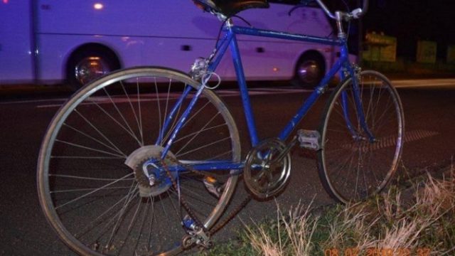 419105_cyklista 1 676x443.jpg