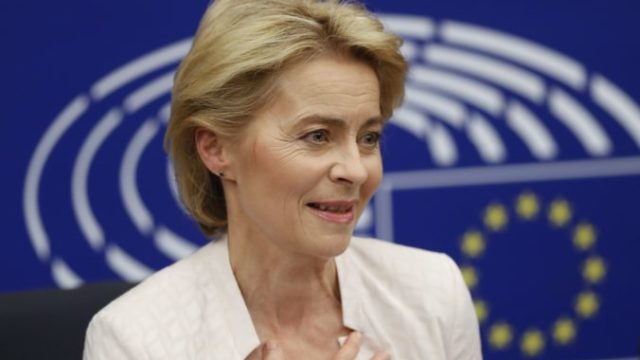 419217_ursula von der leyen 1 676x451.jpg