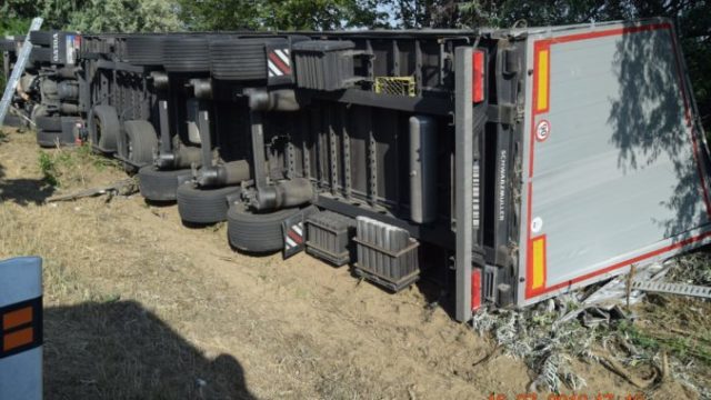 419241_kamionista 2 676x451.jpg