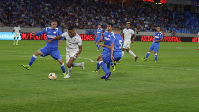 419310_slovan 676x451.jpg