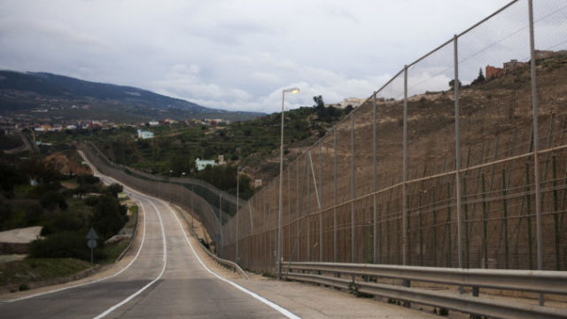 419445_spain_europe_migrants_97600 be9fa376fb094a7cb59948e5c7aeb9b3 676x452.jpg