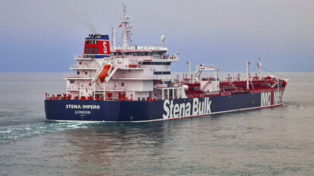 419474_persian_gulf_tensions_98284 88ff7d9b652b4610a5bf18e04689d1fb 676x451.jpg