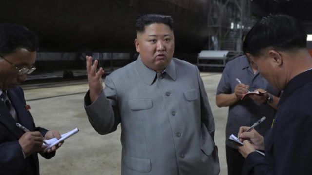 419677_kim 676x449.jpg