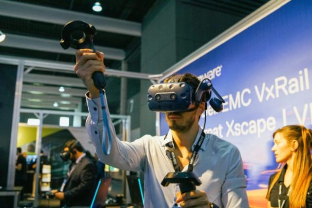 420301_dellemc_technologie2030 676x451.jpg