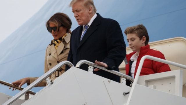 420356_melania trump donald trump baron trump 676x451.jpg