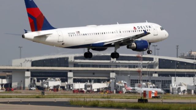 420362_lietadlo delta air lines 676x464.jpg