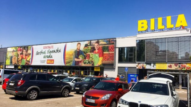 420399_mesh_slovenska farma_02 676x507.jpg