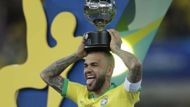 420481_brazil_soccer_copa_america_peru_77312 91b6f1268bfb45cdbf709757f21de0b6 676x463.jpg