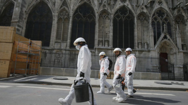 420716_notre dame 676x451.jpg