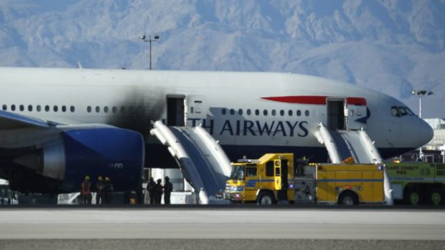 420815_aptopix_aircraft_fire_las_vegas de8d48a0820441e78c13e05b1958d968 676x392.jpeg