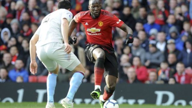 421018_romelu lukaku manchester united 676x468.jpg