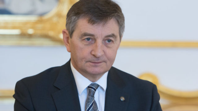 421045_kuchcinski 676x451.jpg