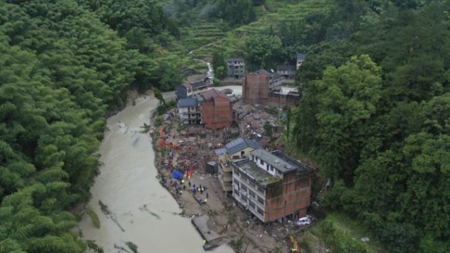 421297_china_typhoon_04219 a011d21930eb4373a8e83225efd25930 676x451.jpg