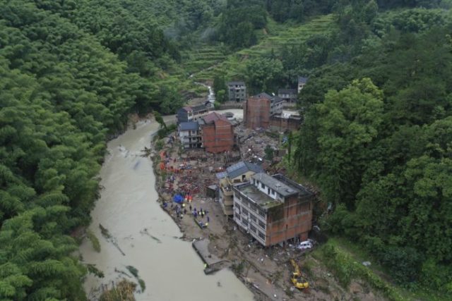 421297_china_typhoon_04219 a011d21930eb4373a8e83225efd25930 676x451.jpg