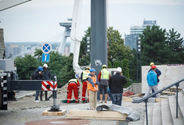 421485_img_7883_copy 676x460.jpg