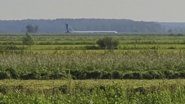 421575_russia_emergency_landing_76148 18918268d23347febcde9cd25fa98606 676x426.jpg