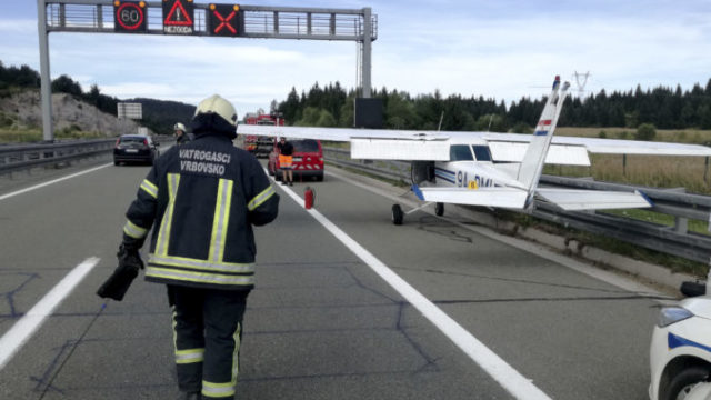 421800_croatia_highway_landing_18467 aada026e677e4275a68b9606cc6c1477 676x487.jpg