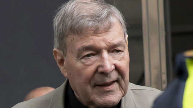 422076_pell 676x451.jpg