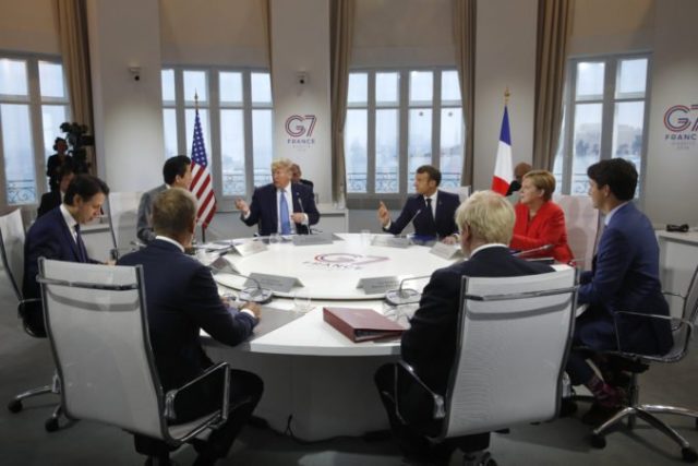 422513_france_g7_summit_08226 181bc3a55b904233991b204bc88b82de 676x451.jpg