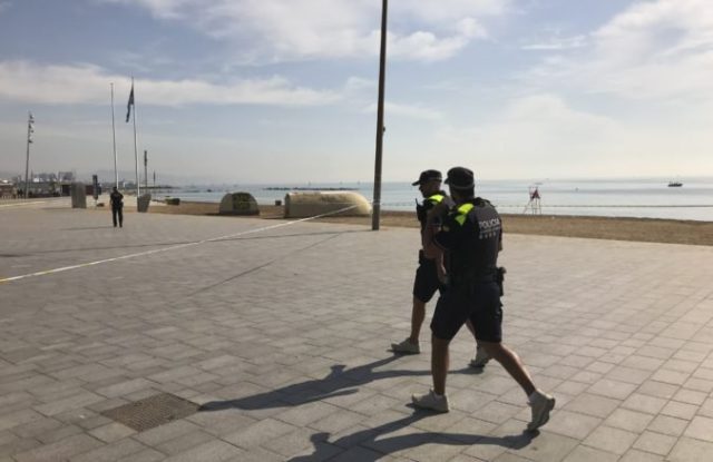 422570_spain_beach_evacuated_32573 815b33eeb3f44c4f921cf3e38c45b45d 676x438.jpg