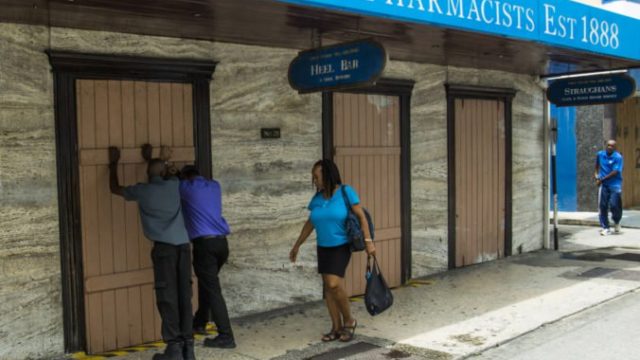 422582_barbados_tropical_weather_02504 47c4e39143a44f83b6e95688a77e9d52 676x466.jpg