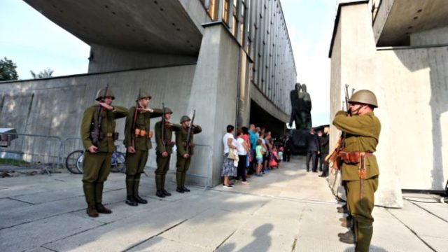 422772_zj5a5371 676x450.jpg