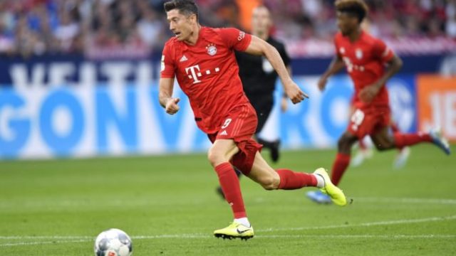 422855_robert lewandowski fc bayern mnichov 676x428.jpg