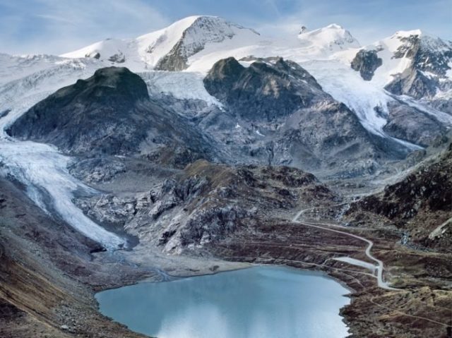 422874_ladovec 676x506.jpg