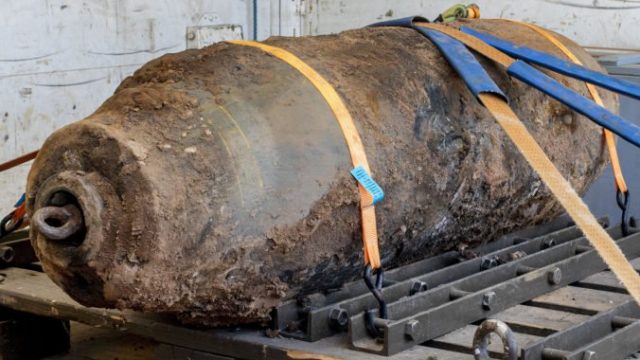 423161_bomba 676x472.jpg