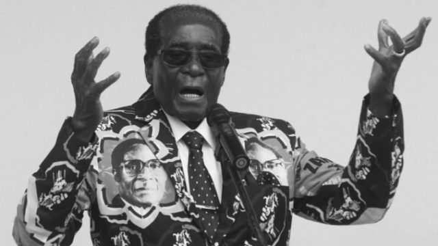 423556_mugabe 676x434.jpg
