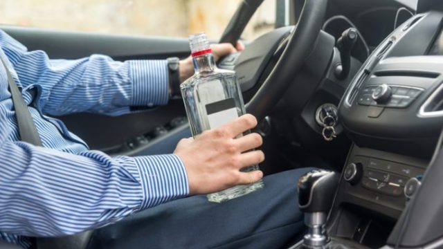 423710_alkohol 676x451.jpg
