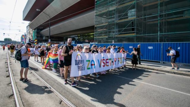 424169_pride 4 2 676x451.jpg