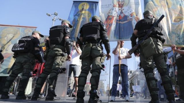 424207_pride belehrad protest policia 676x443.jpg