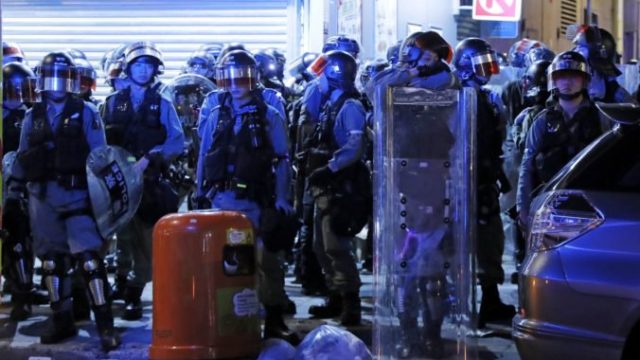 424829_hong_kong_protests_67988 d0c6bac020444e08848641ef22836b18 676x450.jpg