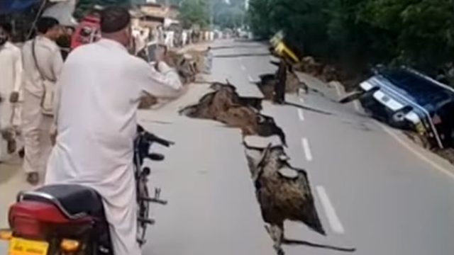 425044_pakistan.jpg
