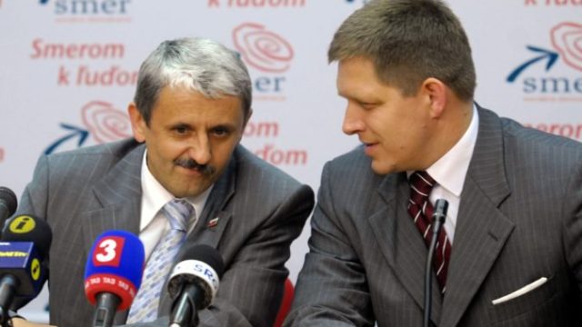 425201_mikulas dzurinda robert fico 676x433.jpg