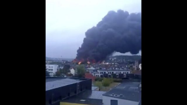 425209_france_fire_12251 cbea215e66c948599967aa1a2ab5e6e6 676x507.jpg
