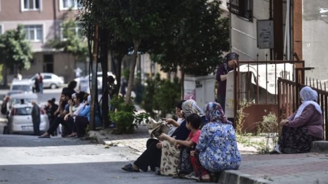 425231_turkey_earthquake_97475 c674f27a6b554156846662af5f7cc6ab 676x442.jpg