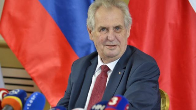 425248_milos zeman 676x448.jpg