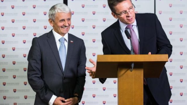 425286_mikulas dzurinda ivan miklos 676x451.jpg