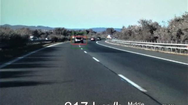 425557_03 676x512.jpg