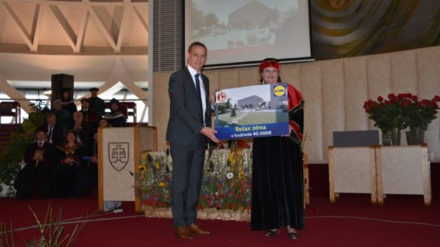 425827_m. gala a e. horska 676x451.jpg