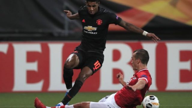 425853_marcus rashford stijn wuytens manchester united az alkmaar 676x450.jpg