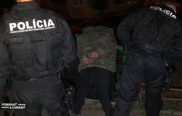 425978_zatykac 2.jpg