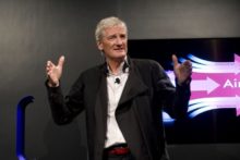 426481_britain_dyson_electric_car_03155 201fb1a7d81848ae9c070f89a0172d08 676x453.jpg