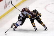 427004_teddy blueger nathan mackinnon nhl pittsburgh penguins colorado avalanche 676x451.jpg