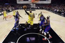 427493_lebron james nba los angeles lakers los angeles clippers 676x451.jpg