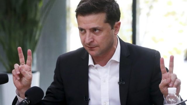 427538_zelenskyj 2 676x449.jpg